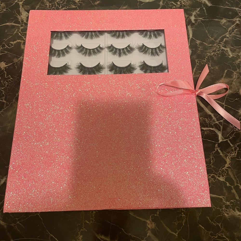 Mink lashes